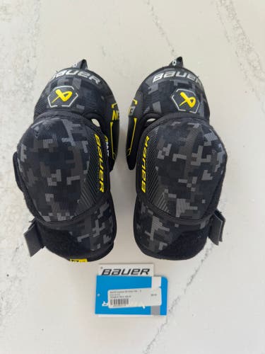 Junior Small Bauer Supreme M3 Elbow Pads (New)
