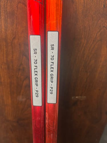 Senior CCM JetSpeed FT8 Pro Right Handed Hockey Stick P29 70 Flex (New)