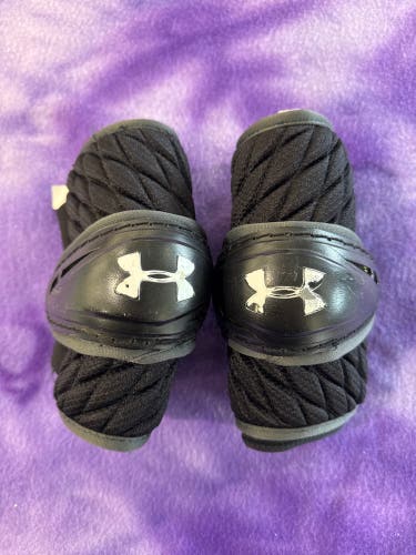 Small Youth Under Armour Command Pro Arm Pads (Used)