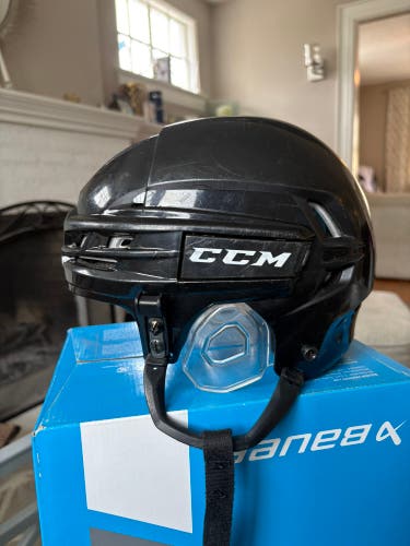 Small CCM Tacks 910 Helmet (Used)