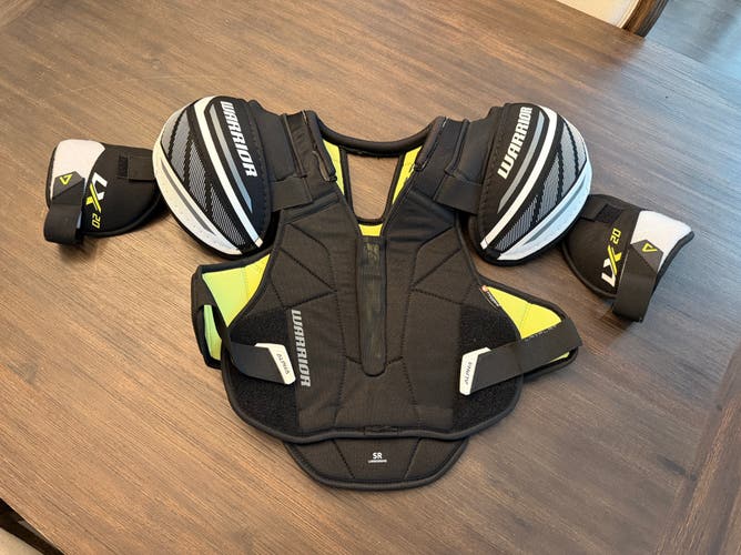 Men's Large Senior Warrior ALPHA LX PRO Shoulder Pads (Used)