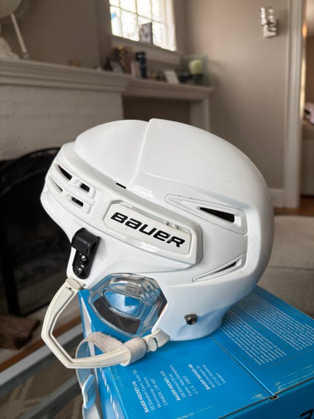 Small Bauer Re-Akt Helmet (Used)
