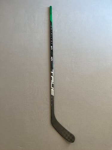 New 85 Flex T27 Senior True Catalyst 9x3 Left Hand Pro Stock Hockey Stick