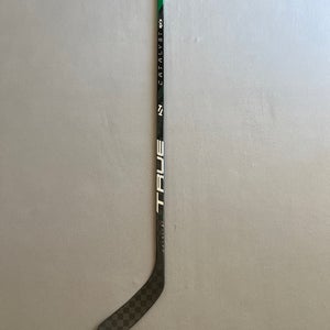 New 65 Flex T27 Senior True Catalyst 9x3 Right Hand Pro Stock Hockey Stick