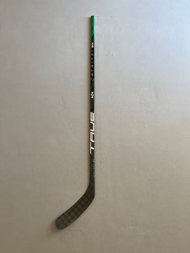 New 65 Flex T27 Senior True Catalyst 9x3 Right Hand Pro Stock Hockey Stick