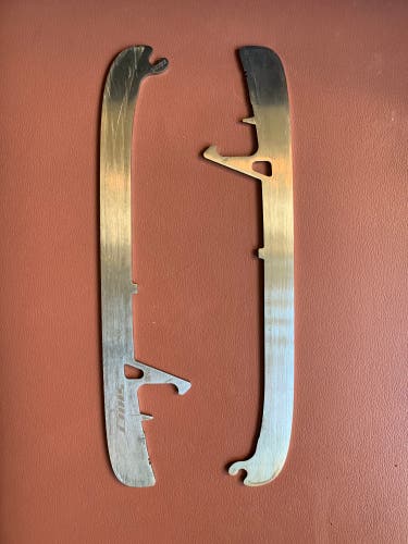 True Shift Max Steel Runners 254mm (Used)