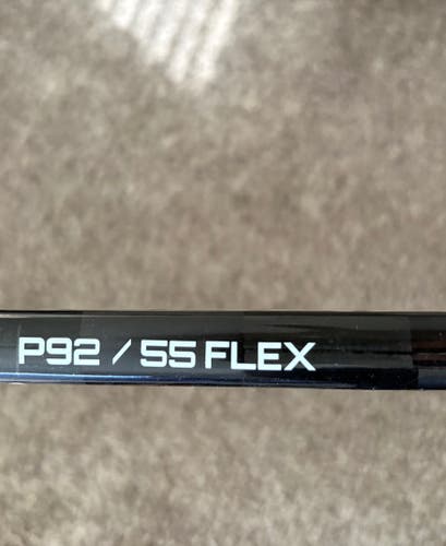 Intermediate Bauer Vapor Flylite Left Hand Hockey Stick P92 55 Flex (New)