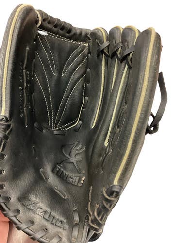Used Mizuno FINCH RH Throw Fastpitch Gloves Black 12" 11859-S000028473