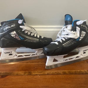 2024 True Catalyst 7x4 Goalie Skates senior 7 (used once).