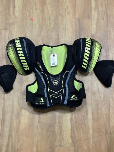XS Senior Warrior Alpha QX4 Shoulder Pads (Used)
