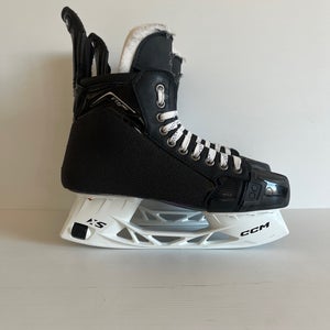 Like New Size 8.5 Regular Senior CCM FT6 Pro Hockey Skates
