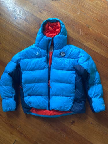Team USA winter jacket by Nike Adult Large (New)