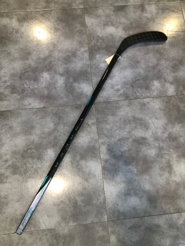 Junior Bauer Nexus Tracer Hockey Stick Left Hand P92 44 Flex (Used)