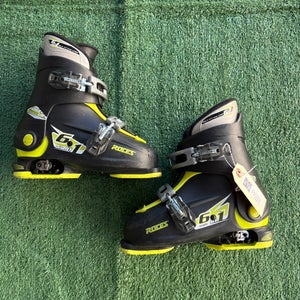 Kid's Roces Idea Up Ski Boots | Adjustable Sizes 19.0 - 22.0