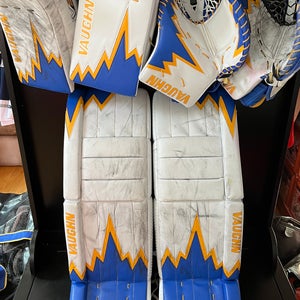 34" + 2" Custom Vaughn V9 Pro Carbon Goalie Full Set Pro Stock (Used) St. Louis Blues Colors.