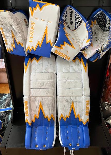 34" + 2" Custom Vaughn V9 Pro Carbon Goalie Full Set Pro Stock (Used) St. Louis Blues Colors.