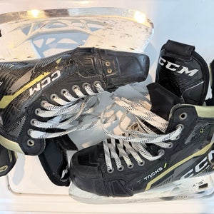 Black 2022 CCM AS-V Pro Hockey Skates Regular Width 8.5 (Used)