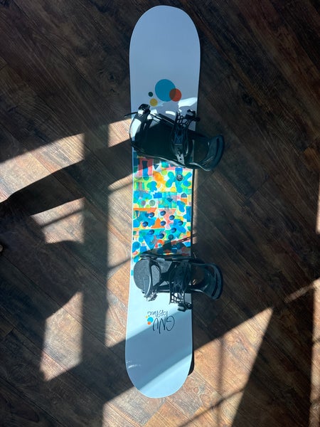 Women's GNU B-Nice Snowboard All Mountain With Bindings Medium Flex 145 cm (Used)