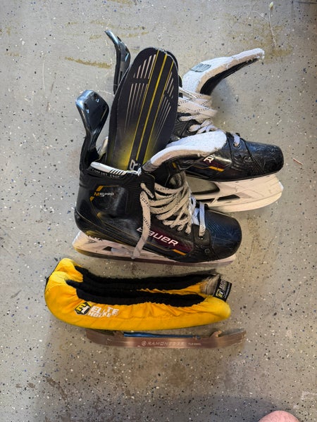 2024 Bauer Supreme M50 Pro Hockey Skates 9 (Used) Extra Steel