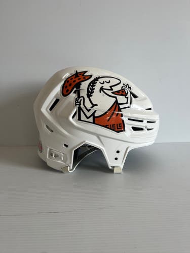 Used White Medium Bauer Re-Akt 150 Helmet