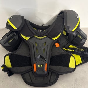 Small Junior CCM Shoulder Pads (Used)