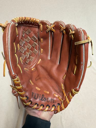 RH Wilson A2124 Baseball Glove (Used)