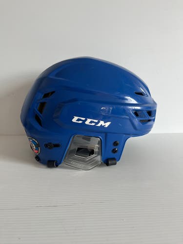 Like New Royal Large CCM Tacks 310 Helmet