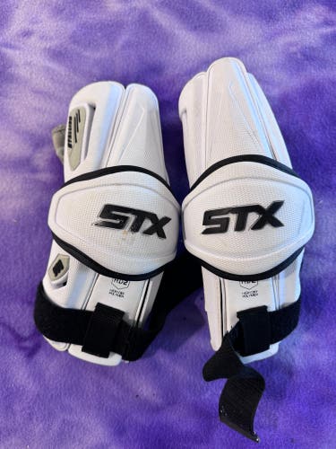 Medium Adult STX Stallion 900 Arm Pads (Used)