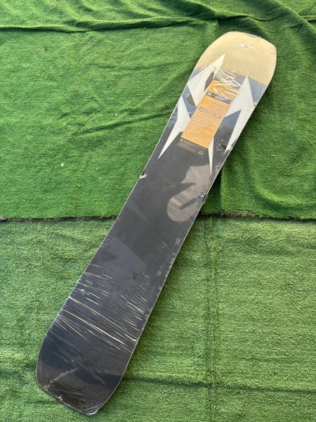 New 2026 Jones Flagship Pro 158 cm Snowboard | SidelineSwap | Buy