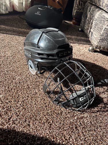 Large CCM Super Tacks X Helmet (Used)