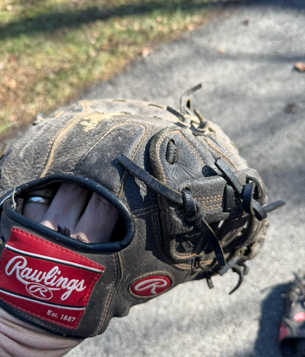 First Base RH Rawlings Baseball Glove 11.5" (Used)