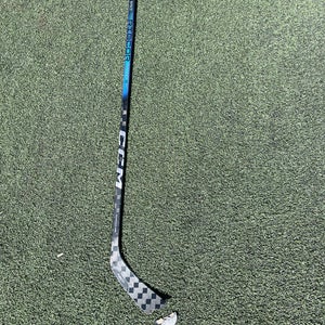 Broken Senior CCM Ribcor Trigger 8 Pro Left Hand Hockey Stick P29 75 Flex (Used)