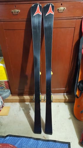 Men's Atomic 165 cm Racing Redster S9 SL Skis With Bindings Max Din 14 (Used)