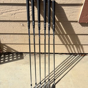 Men's 2023 Mizuno JPX 923 Hot Metal Pro Right Handed Iron Set Stiff Flex Steel Shaft (Used)