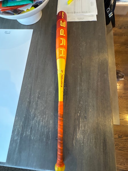 2025 Easton Hype Fire Composite Bat (-10) 22 oz 32" (Used)