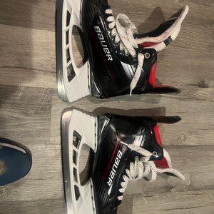Black/Gray 2026 Bauer Vapor X4 Hockey Skates 8 (Used)