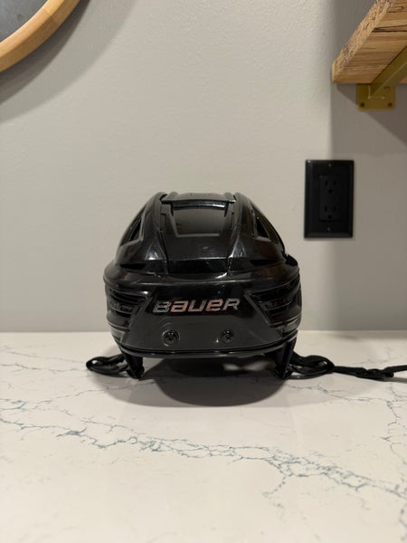 Medium Bauer Re-Akt 155 Helmet (Used)