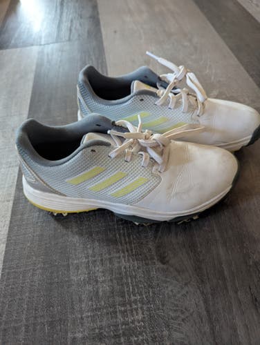 Kid's Size 4.0 Big Kid Adidas Golf Shoes Spiked(Used)