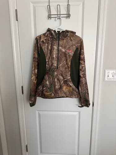 Camo Women's Medium Under Armour Jacket (New)