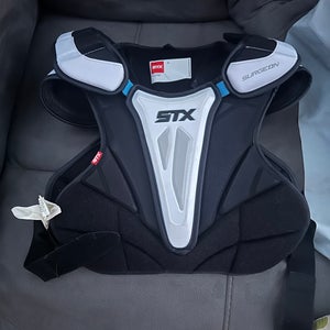 XL Adult STX Surgeon 700 Shoulder Pads (Used)