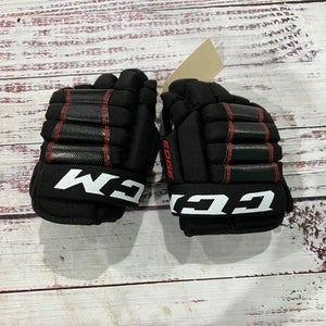 Black Youth CCM Edge Gloves 8" (Used)