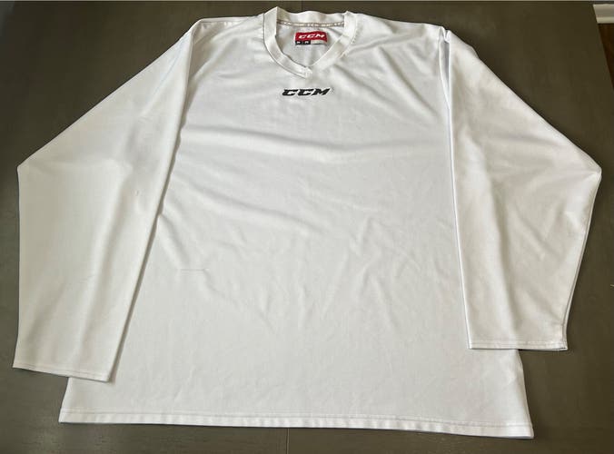 White XXL Men's CCM Jersey (Used)