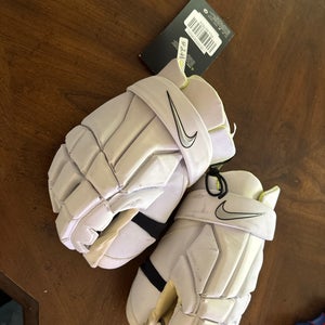 Nike Goalie Gloves (New)