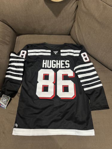 Jack Hughes devils black jersey men’s size medium new