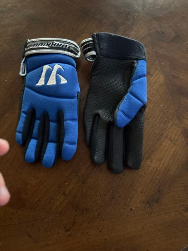 Warrior youth small lacrosse gloves