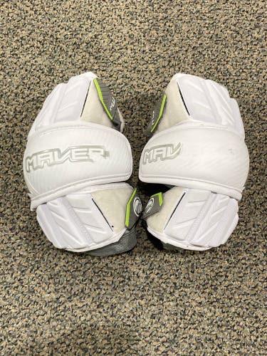 Used Medium Maverik Max Arm Pads