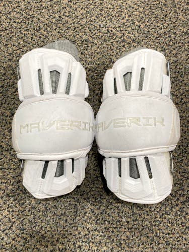 Used Medium Maverik Max Arm Pads