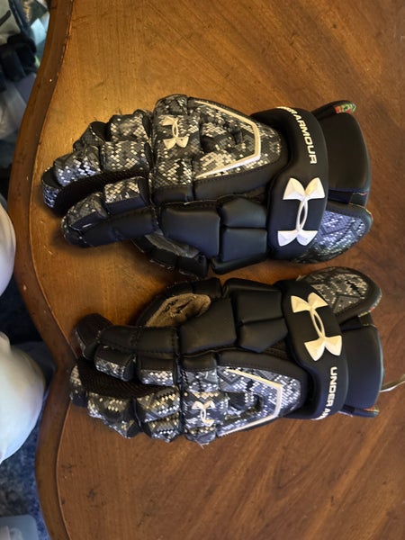 Under Armour Lacrosse Gloves (New)