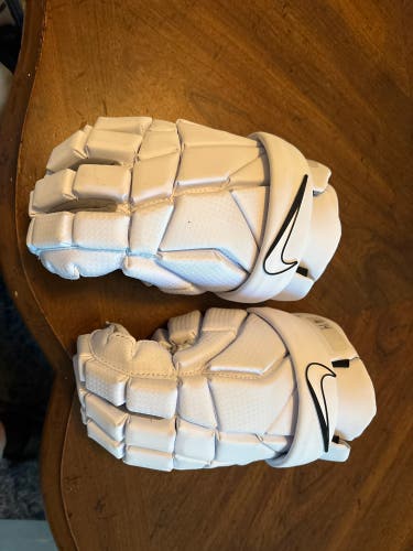 Nike Vapor select Lacrosse Gloves (Used)