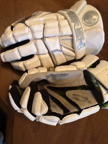 Maverik M4 Lacrosse Gloves (Used)